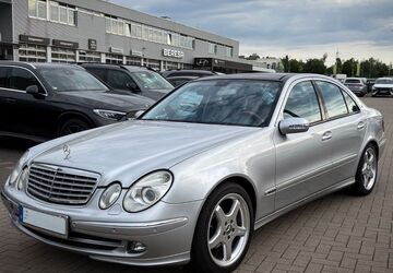 Mercedes-Benz E 320 203.000 km 7.700 &euro; Osnabrück 49078