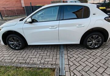 Peugeot e-208 36.000 km 15.500 &euro; Osnabrück 49090