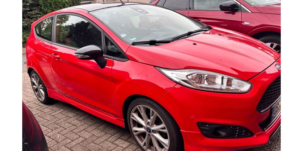 Ford Fiesta 66.120 km 7.950 &euro; Ostercappeln 49179