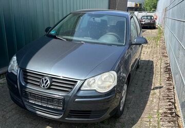 VW Polo 176.000 km 2.350 &euro; Hagen a.T.W 49170