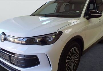 VW Tiguan 15.239 km 34.650 &euro; Osnabrück 49078