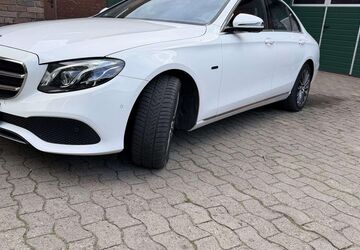Mercedes-Benz E 300 97.000 km 27.500 &euro; Borgholzhausen 33829