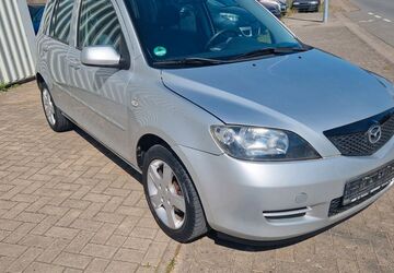 Mazda 2 174.000 km 2.295 &euro; Melle 49324