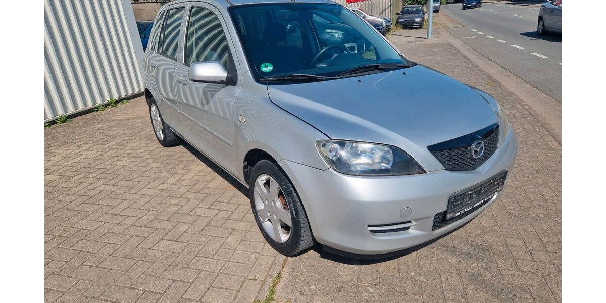 Mazda 2 174.000 km 2.295 &euro; Melle 49324