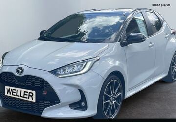 Toyota Yaris 90.735 km 19.890 &euro; Osnabrück 49090