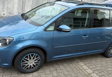 VW Touran 342.000 km 5.100 &euro; Osnabrück 49076