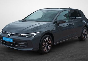 VW Golf 13.280 km 24.930 &euro; Versmold 33775