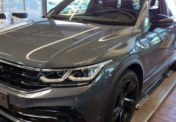 VW Tiguan 93.465 km 30.730 &euro; Osnabrück 49078