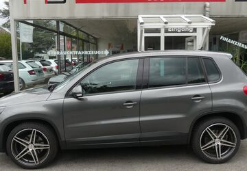VW Tiguan 141.070 km 10.990 &euro; Osnabrück 49084