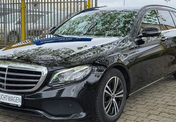 Mercedes-Benz E 220 182.000 km 17.499 &euro; Osnabrück 49084