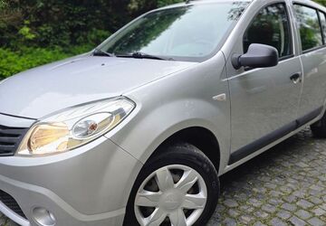 Dacia Sandero 179.800 km 2.490 &euro; Borgholzhausen 33829
