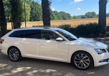 Skoda Superb 138.134 km 21.900 &euro; Osnabrück 49086