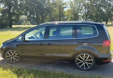 VW Sharan 262.700 km 9.999 &euro; Recke 49509